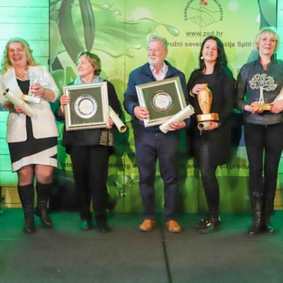 NOĆNJAK 2025. u Rabu - priznanje za životni doprinos unaprjeđenju maslinarstva 